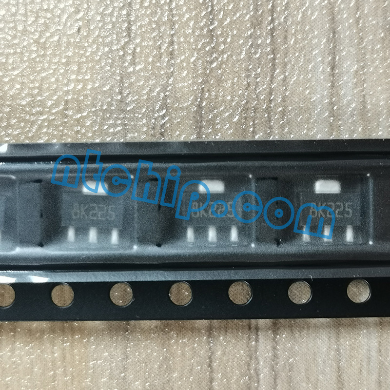 STMicroelectronics L78L12ACUTR electronic chip