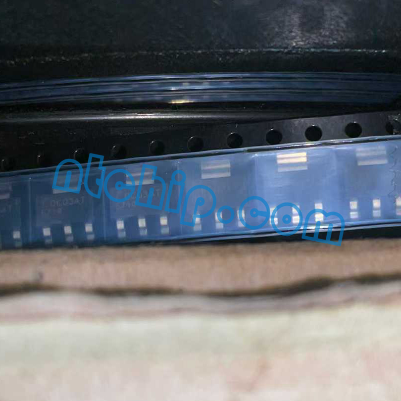 Fairchild Semiconductor NZT6714 electronic chip