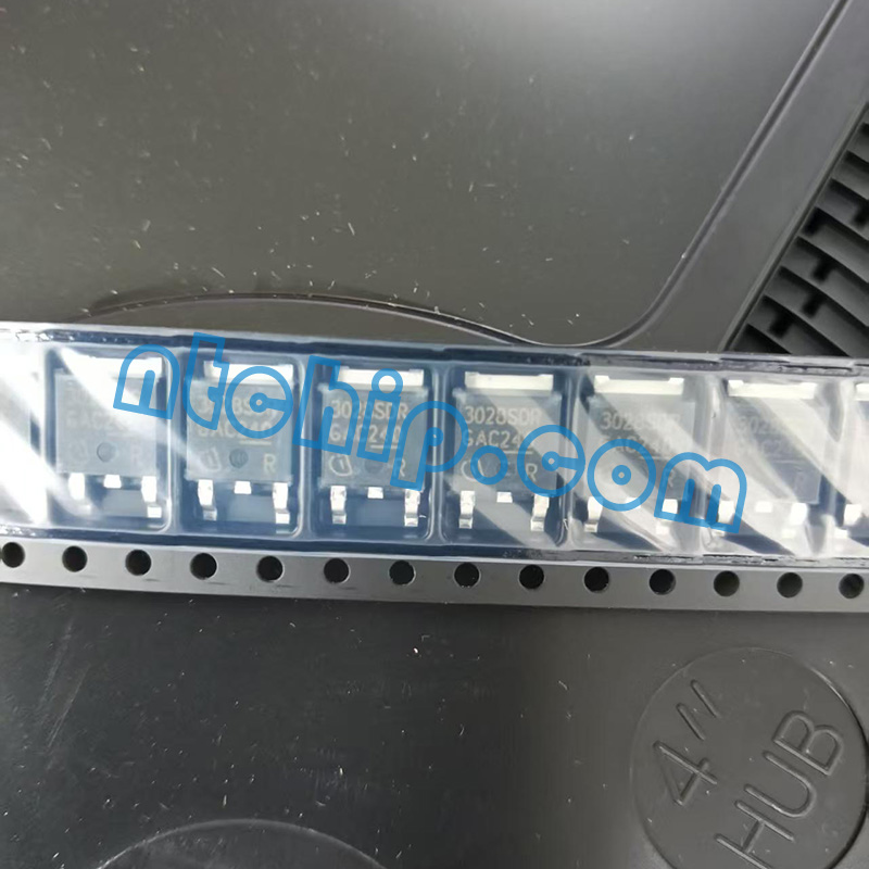 Infineon Technologies BTS3028SDR electronic chip