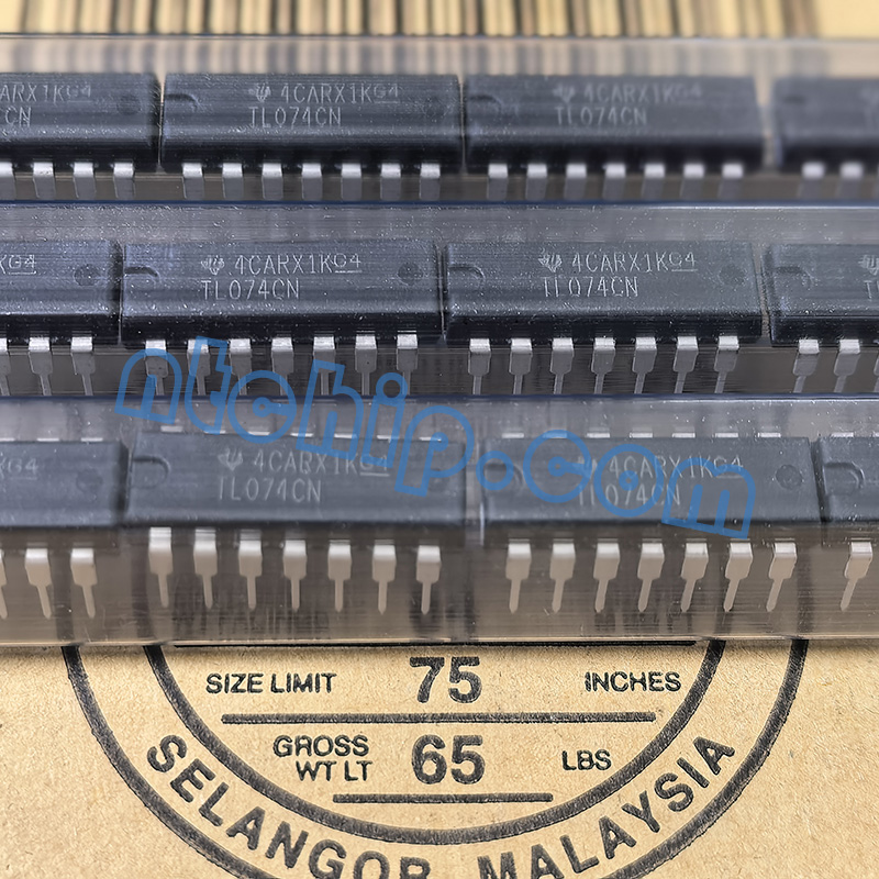 Texas Instruments TL074CN electronic chip