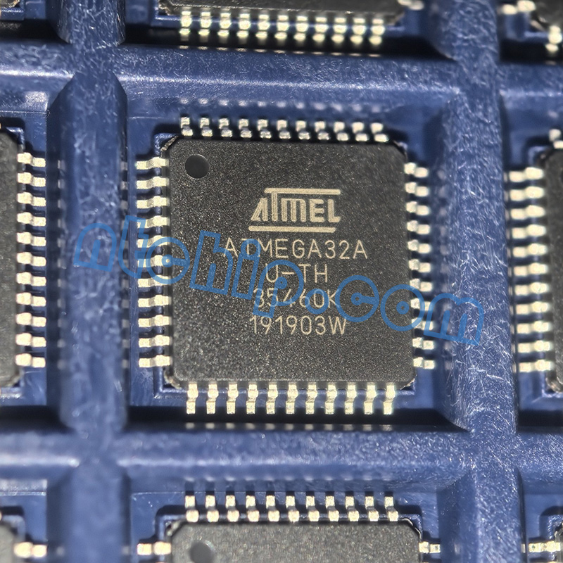 Microchip Technology ATMEGA32A-AU mirocontoller IC