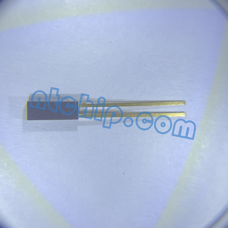 Analog Devices Inc. AD590LF part bottom 